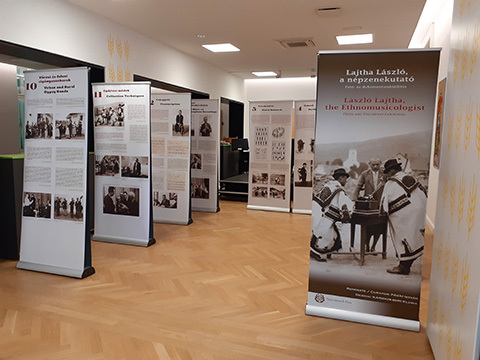 A martonvásári konferencián Pávai István Lajtha László, a népzenekutató című kiállítása is látható volt