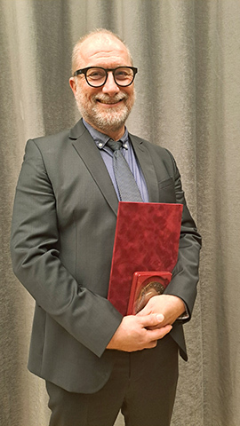 Liber Endre npzensz, producer, kulturlis menedzser, a bicskei Lajtha Hz Kulturlis Kzpont művszeti igazgatja