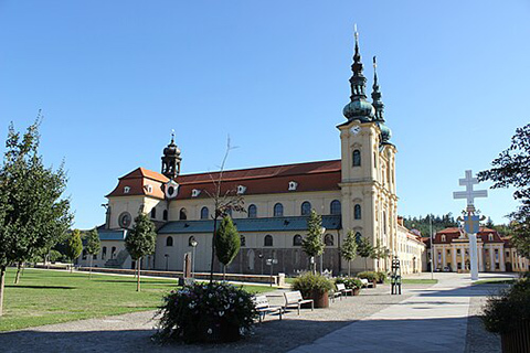 A csehorsz�gi Velehrad hatalmas bazilik�ja, Lajtha orgon�s mis�je előad�s�nak helysz�ne